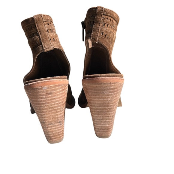 Vince Camuto Womens Shoe Koral Bootie 8.5 Tan Brown Suede Open Toe Ankle Boot - Picture 8 of 9